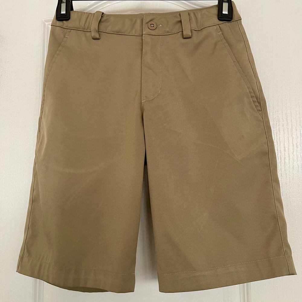 Nike Big Boys size Small (ages 8-10) Khaki DrFit Golf Shorts
